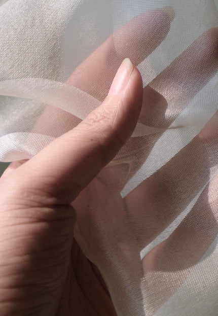 Mulberry Silk Organza Fabric: 44" Wide, 87 GSM